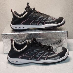 Body Glove Women's Black and Pink Athletic Shoes Size 8.